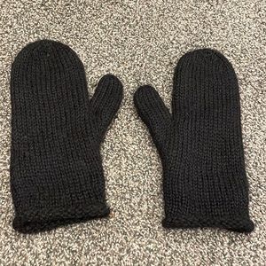 Fleece Lined Sweater Mittens